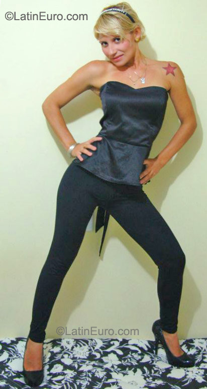 Date this delightful Brazil girl Lilian from Belem BR6105