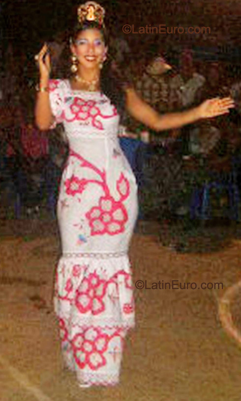 Date this young Panama girl Rosse from Panama City PA171