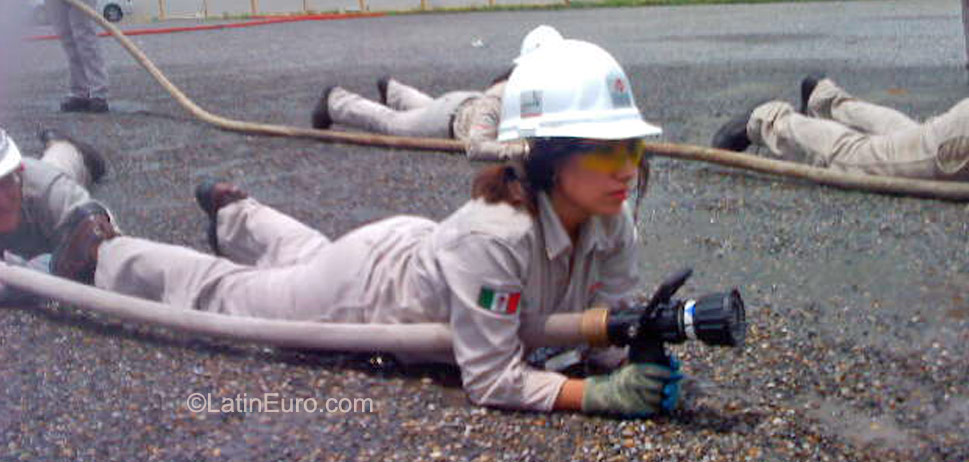 Date this beautiful Mexico girl Lizette from Poza Rica MX523