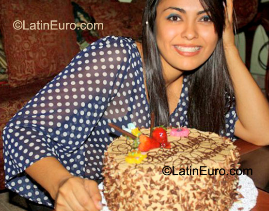 Date this happy Panama girl Angela from Panama City PA193