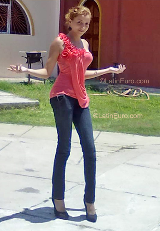 Date this beautiful Nicaragua girl Lale from Managua NI73