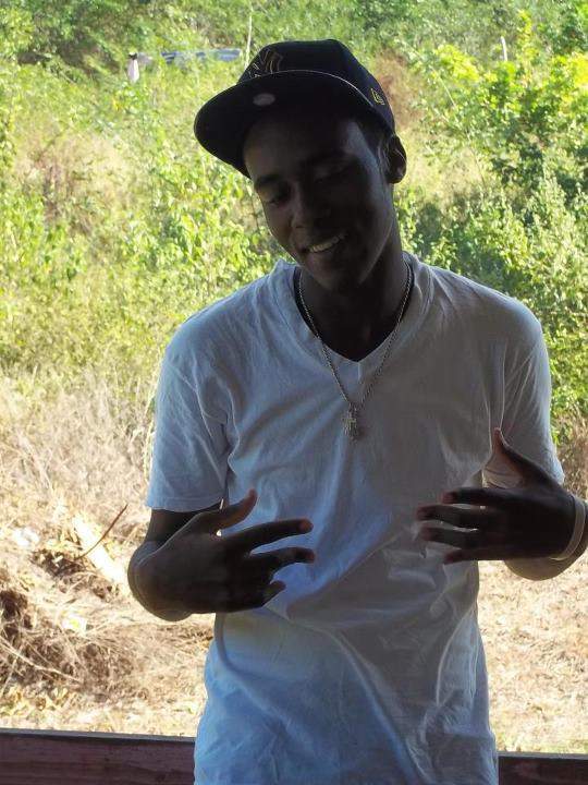 Date this athletic Jamaica man _javid(j)_ from negril JM395