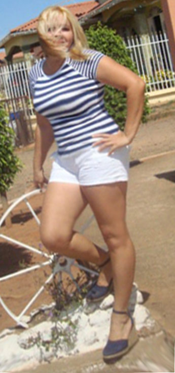 Date this gorgeous Panama girl Lydna from Cocle PA204