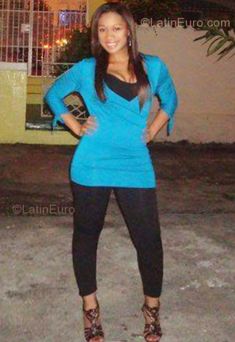 Date this tall Panama girl Lindasusy from Panama PA207