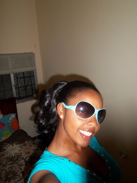 Date this hot Ecuador girl Ma. De Los Angeles from Guayaquil EC138