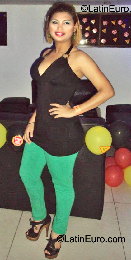 Date this pretty Nicaragua girl Blanca from Managua NI101
