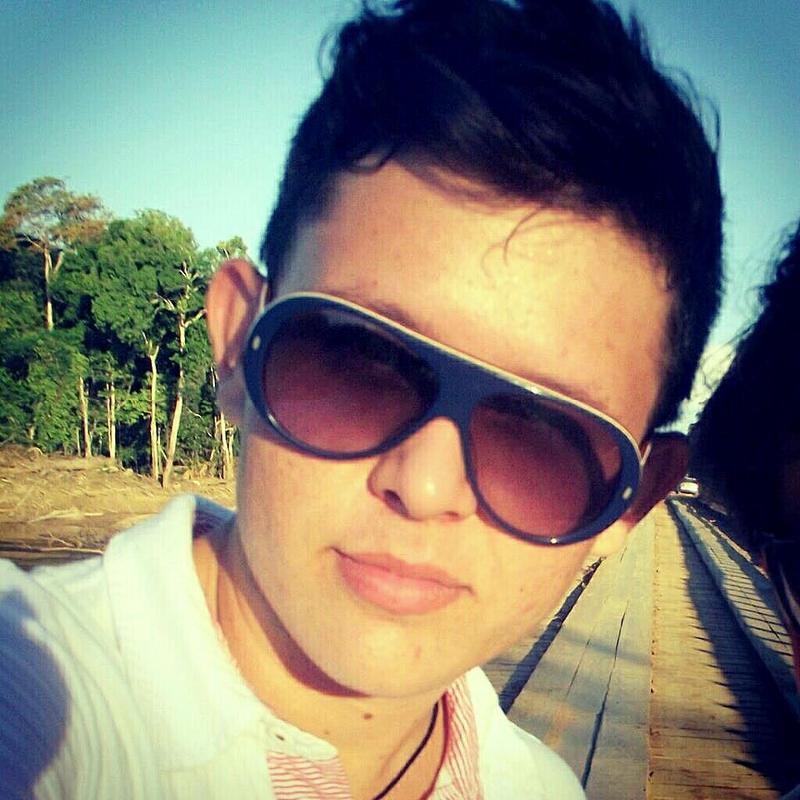 Date this funny Brazil man Tiago from Porto Velho BR6452