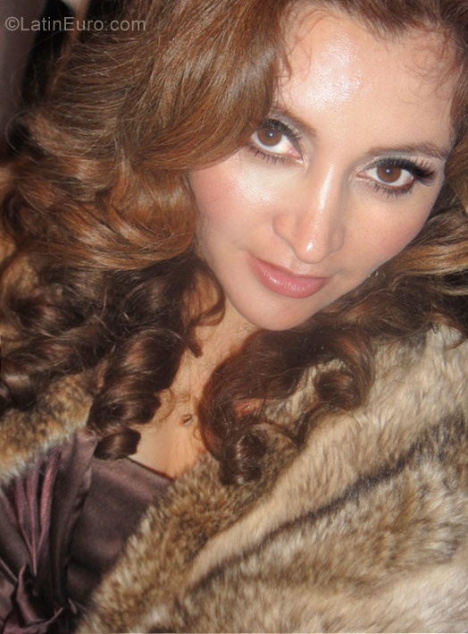 Date this gorgeous Mexico girl Marianereida from Tijuana MX659