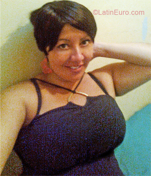 Date this beautiful Costa Rica girl Jesi from Alajuela CR207
