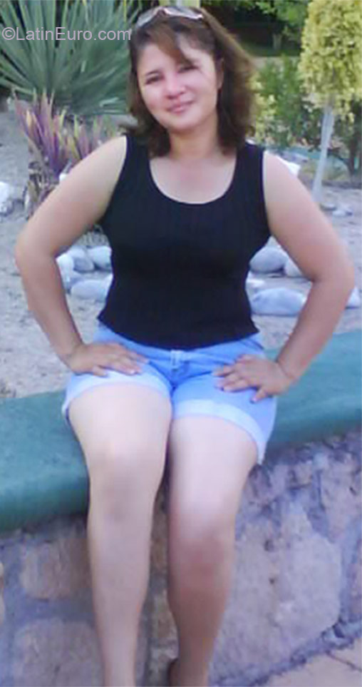 Date this fun Mexico girl LIZ from Puebla MX689