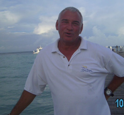 Date this delightful Dominican Republic man R.G. from Bavaro US12811