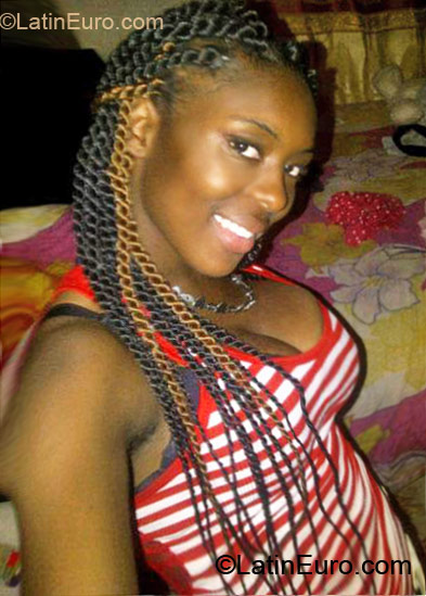 Date this gorgeous Jamaica girl Ashley from Montego Bay JM525