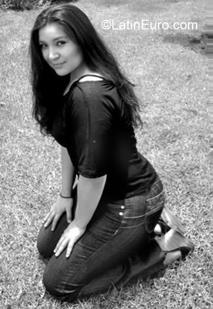 Date this exotic Mexico girl Aby31 from Guadalajara MX712