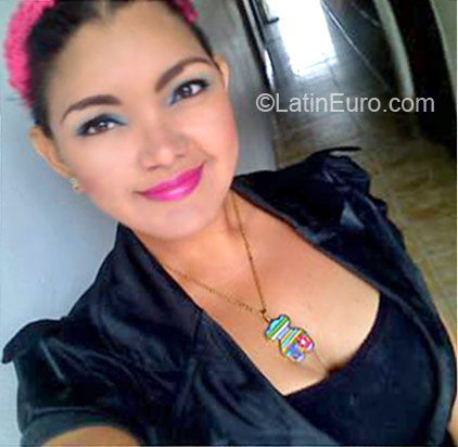 Date this young Colombia girl Yosi from Cucuta CO21733