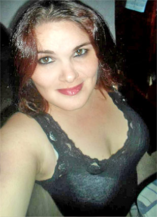 Date this hard body Brazil girl Suzana from Curitiba BR6849