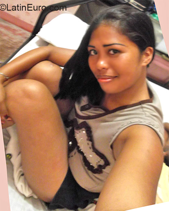 Date this passionate Philippines girl Petirose from Bislig City PH478