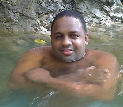 Date this fun Dominican Republic man Florentino pola from Estado Unidos DO12073