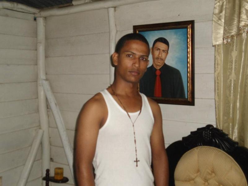 Date this young Dominican Republic man Alexis from Santiago DO12113