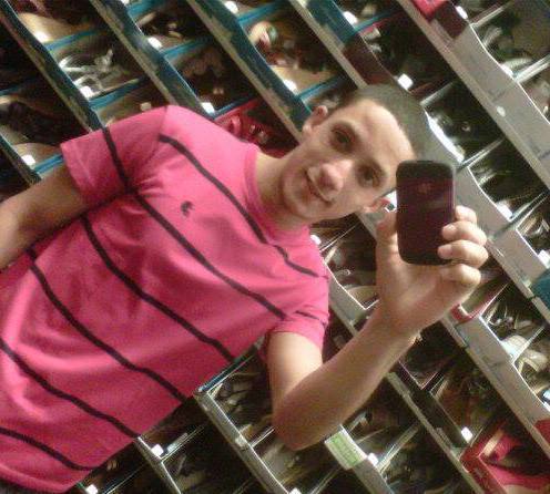 Date this hard body Dominican Republic man Alex from Santo Domingo DO12299