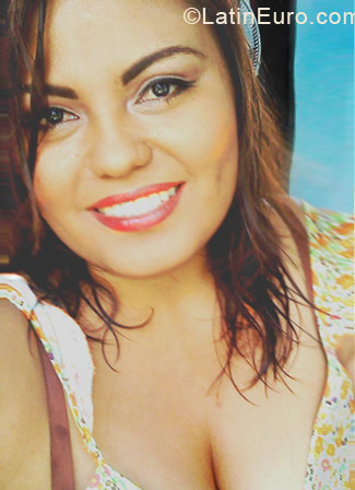 Date this exotic Mexico girl CYNDI19 from Valles MX746