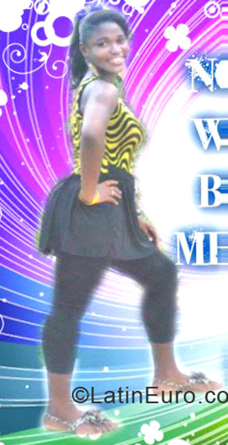 Date this sensual Jamaica girl J.nelly from Kingston JM749