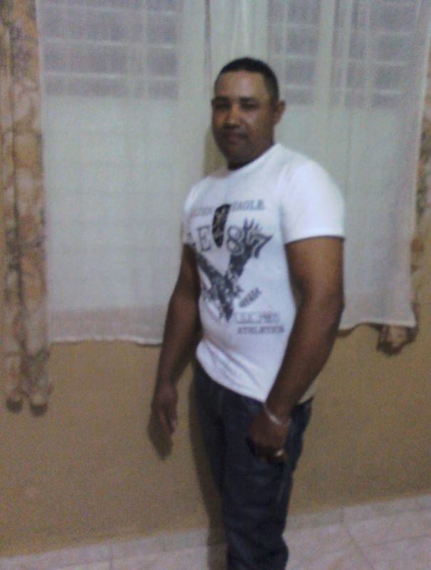 Date this nice looking Dominican Republic man Carmelo from Maria Trinidad Sanchez DO13200