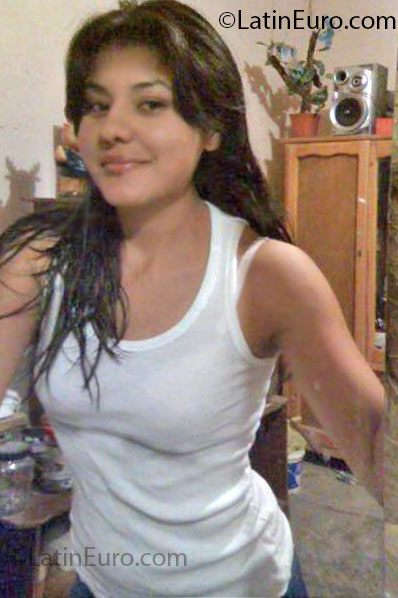 Date this lovely Mexico girl Maricela from San Luis Potosi MX822