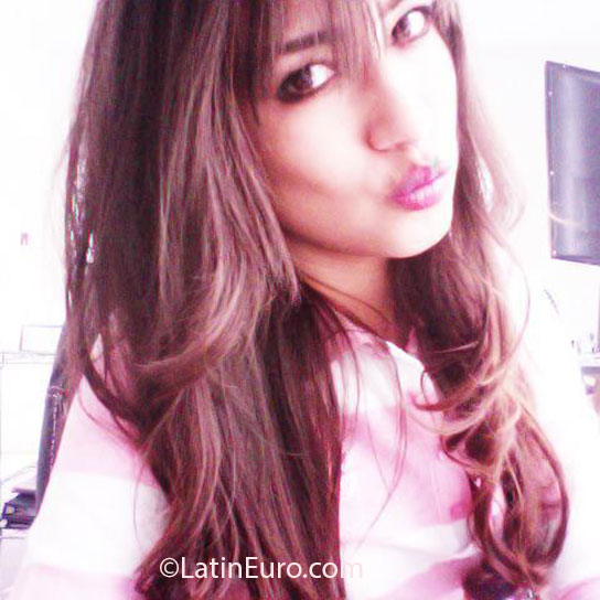 Date this delightful Mexico girl Lorena from Villahermosa MX827