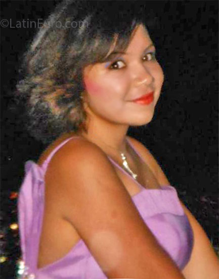 Date this sultry Mexico girl Stefani from Morelia MX862