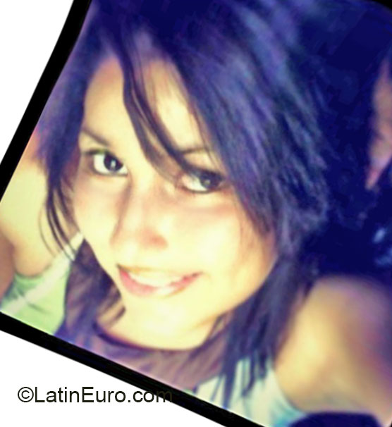 Date this sensual Honduras girl Lidiette from Tegucigalpa HN807