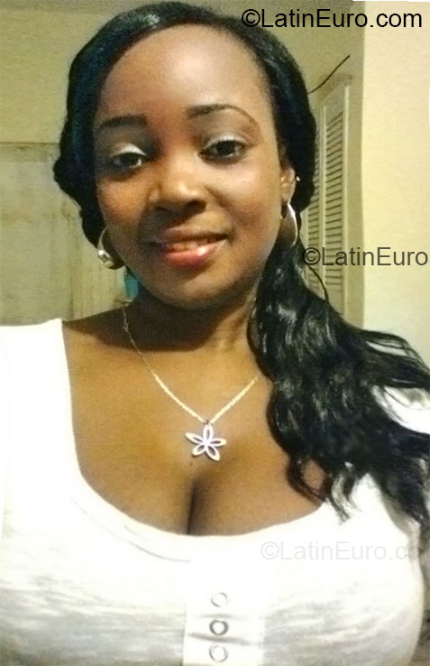 Date this beautiful Jamaica girl Sherifa from Ocho Rios JM1037
