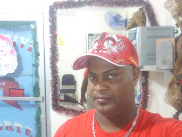 Date this gorgeous Dominican Republic man David ernesto d from Capital DO16145