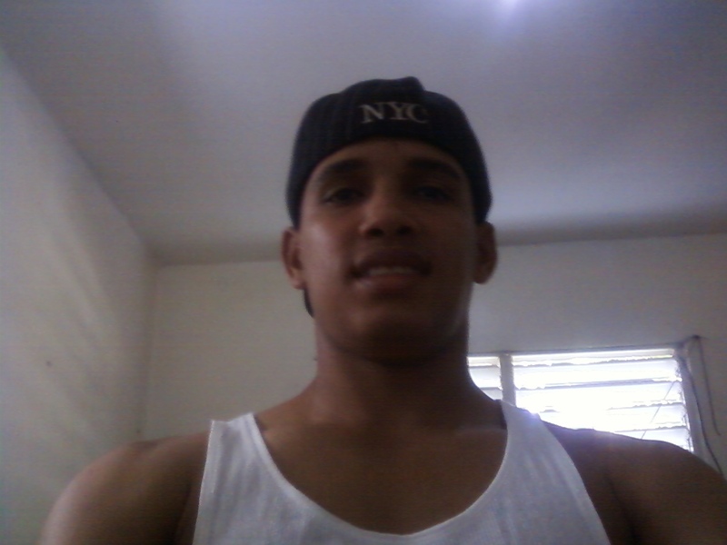 Date this foxy Dominican Republic man Deivi from Santo Domingo DO16862