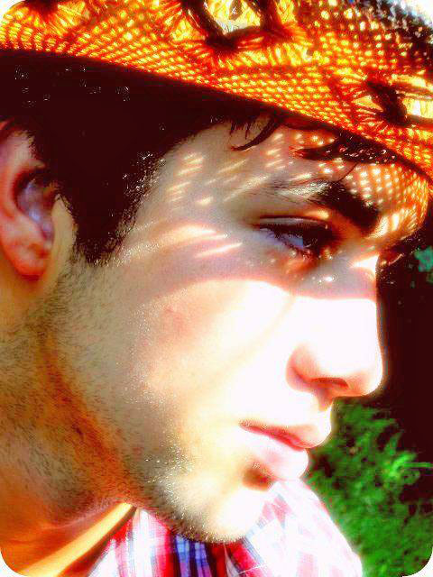Date this sultry Brazil man Vinicius from Cachoeiro De Itapemirim BR8027