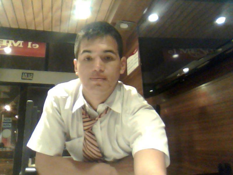 Date this athletic Peru man Edwin from Lima PE830