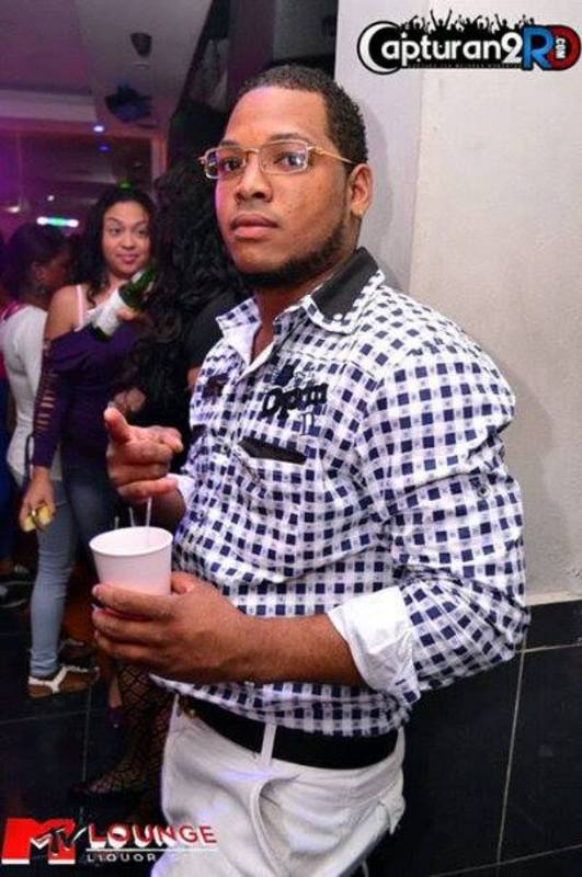 Date this exotic Dominican Republic man Johnny de jesus from Espana DO17209