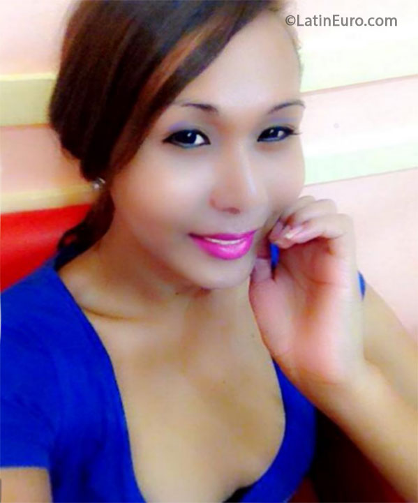 Date this hard body Philippines girl Nicepretty26 from Cebu PH580