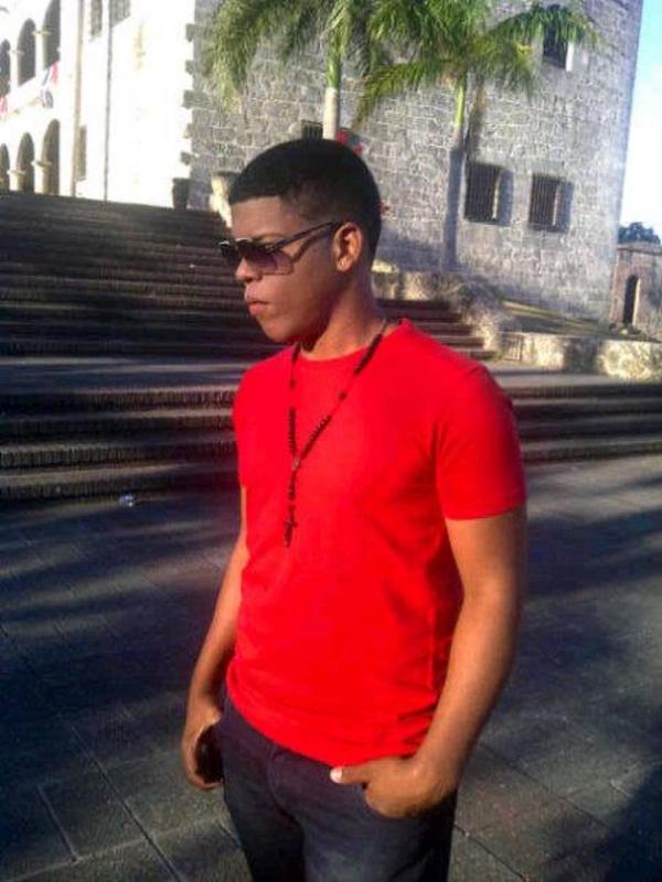 Date this cute Dominican Republic man Isac alberto from Santodomingp DO17540