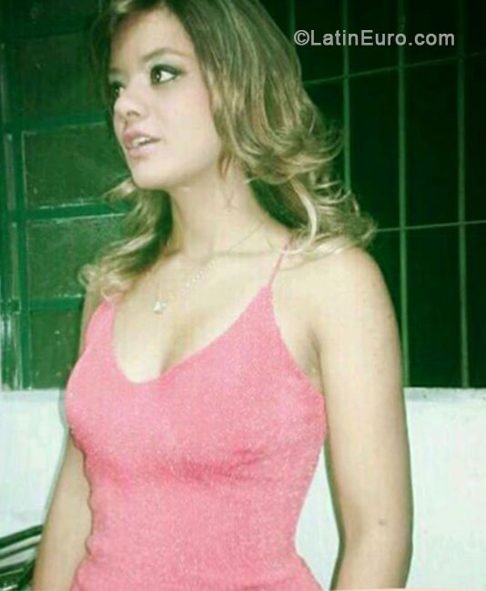 Date this georgeous Brazil girl Elanice from Belo Horizonte BR8221