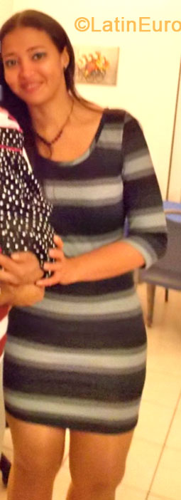 Date this delightful United States girl Angelica from Miami US15816