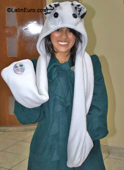 Date this lovely Peru girl Roxana from Puno PE844