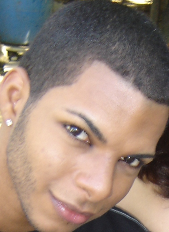 Date this sensual Dominican Republic man Cesar from Santo Domingo DO17782