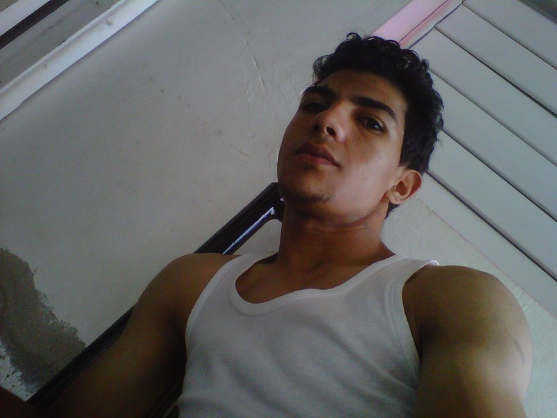 Date this happy Dominican Republic man Liry from Santiago De Los Caballeros DO18172