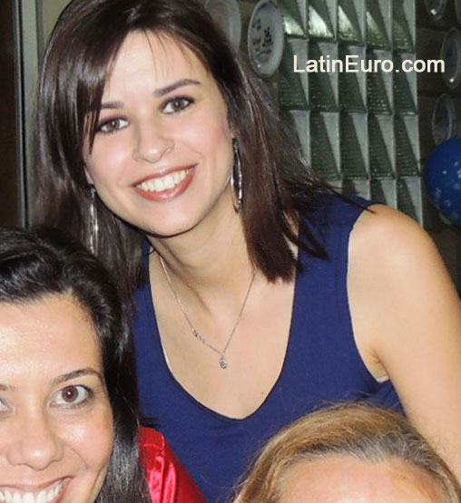 Date this tall Brazil girl Aline from Brasilia BR8467