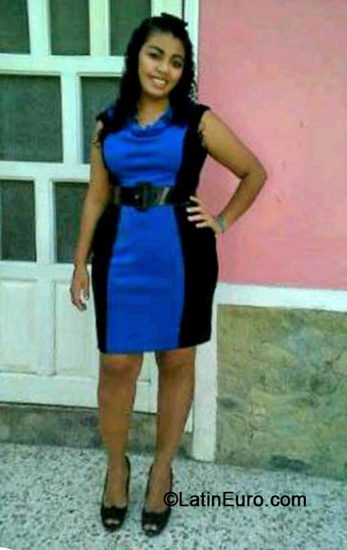 Date this young Honduras girl Barbara from Santa Barbara HN922