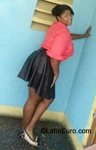 Date this pretty Jamaica girl Sasha from Kingston JM1547