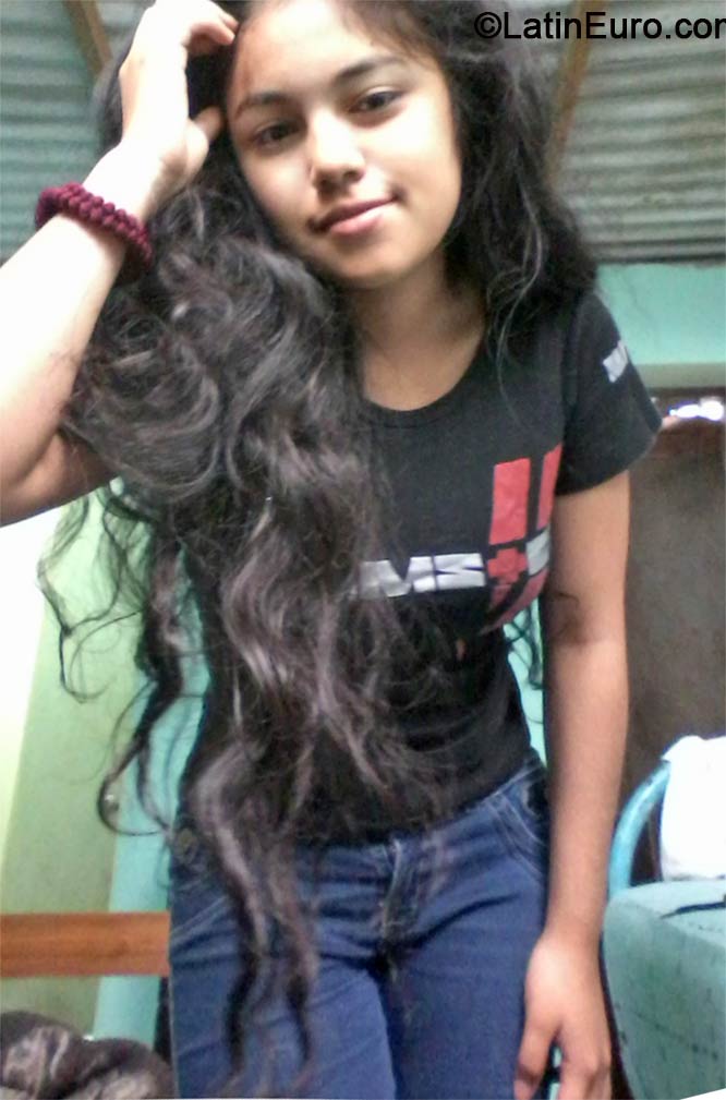 Date this delightful Peru girl Johelin from Lima PE907