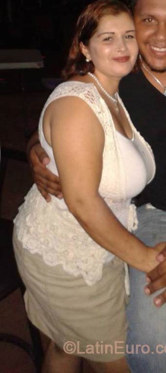 Date this beautiful Costa Rica girl Zeidie from Puntarenas CR280