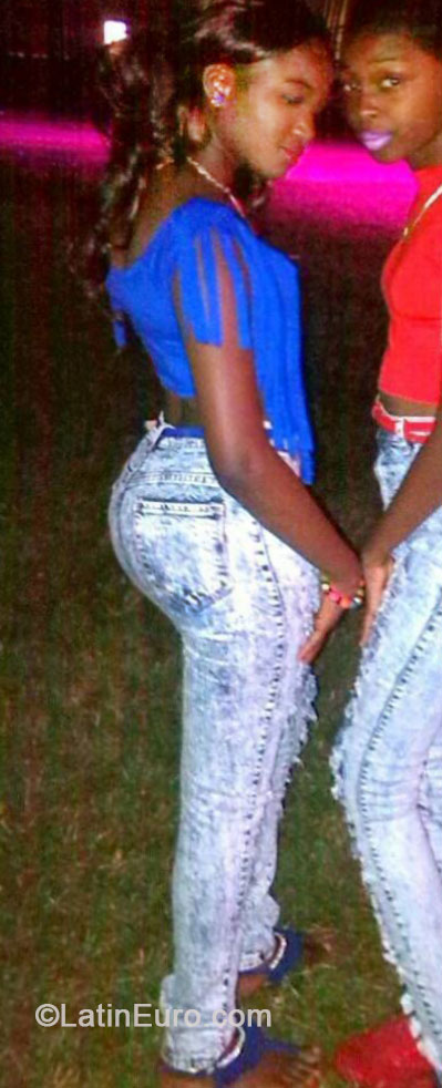 Date this exotic Jamaica girl Shantel from Kingston JM1644