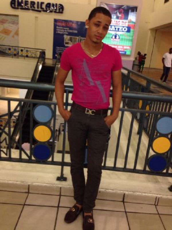 Date this georgeous Dominican Republic man Bladimir from Santo Domingo DO19000